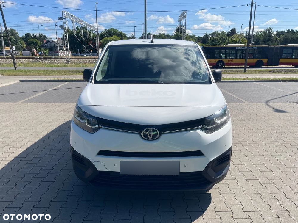 Toyota Pro Ace City Long Active - 8