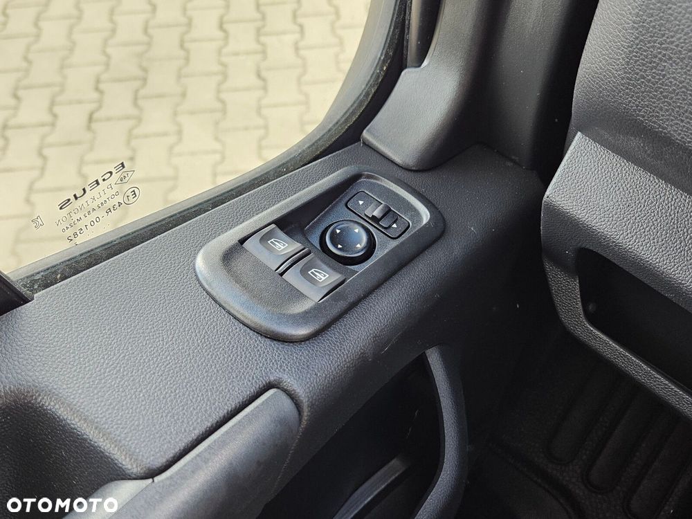 Renault Master L4H2 *109999zł Netto* Brygadówka 7 osób 2.3 dCi/145KM - 22