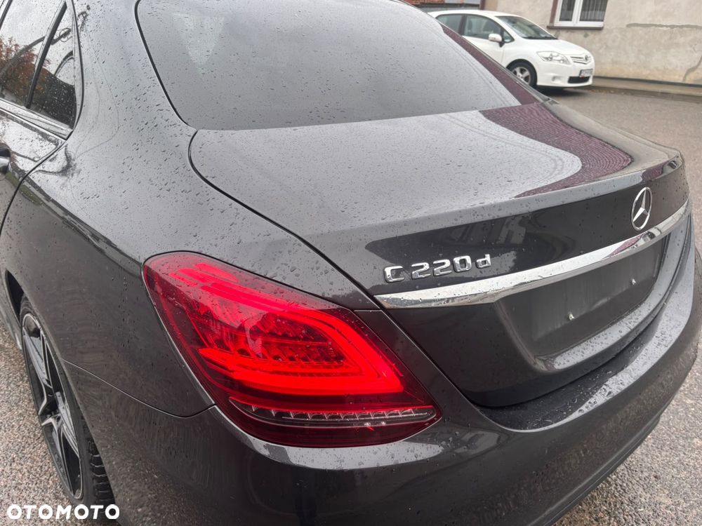 Mercedes-Benz Klasa C 2021