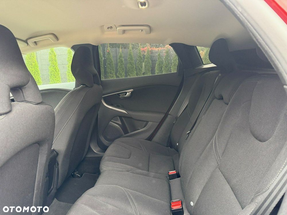 Volvo V40 - 8