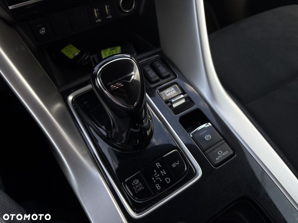 Mitsubishi Eclipse Cross 2.4 PHEV Intense Plus - 26