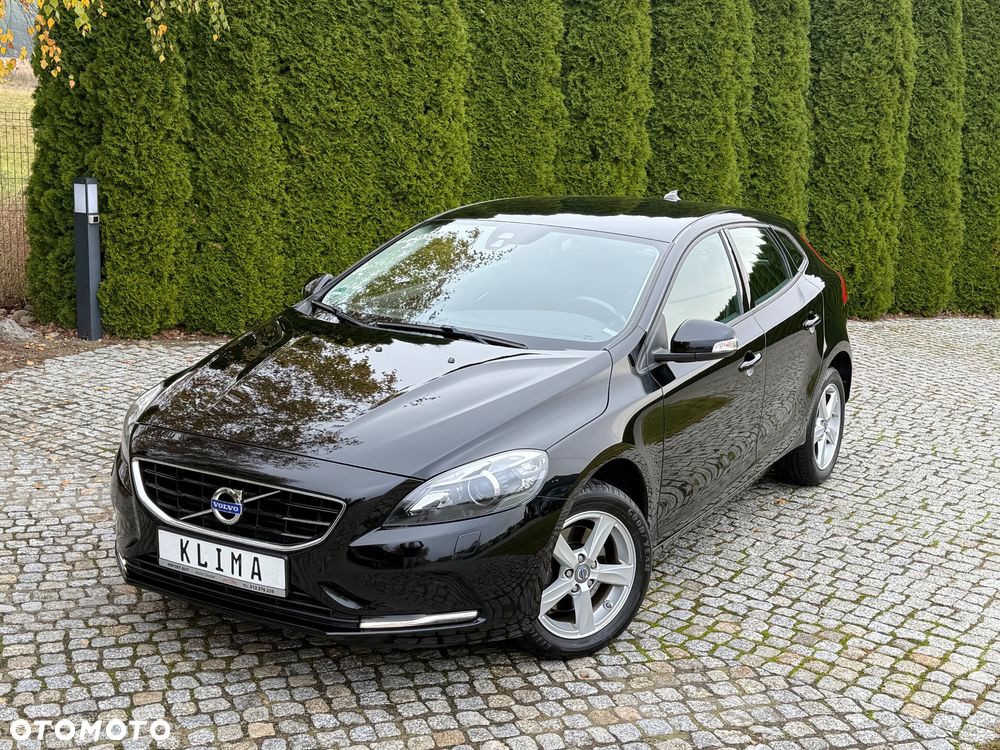 Volvo V40 T2 Momentum - 28