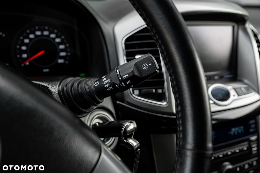 Chevrolet Captiva - 31