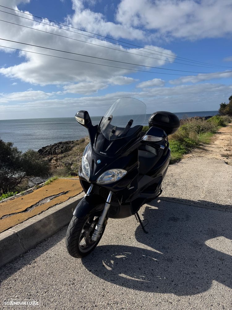 Piaggio XEvo X9 Evolution 500 - 1