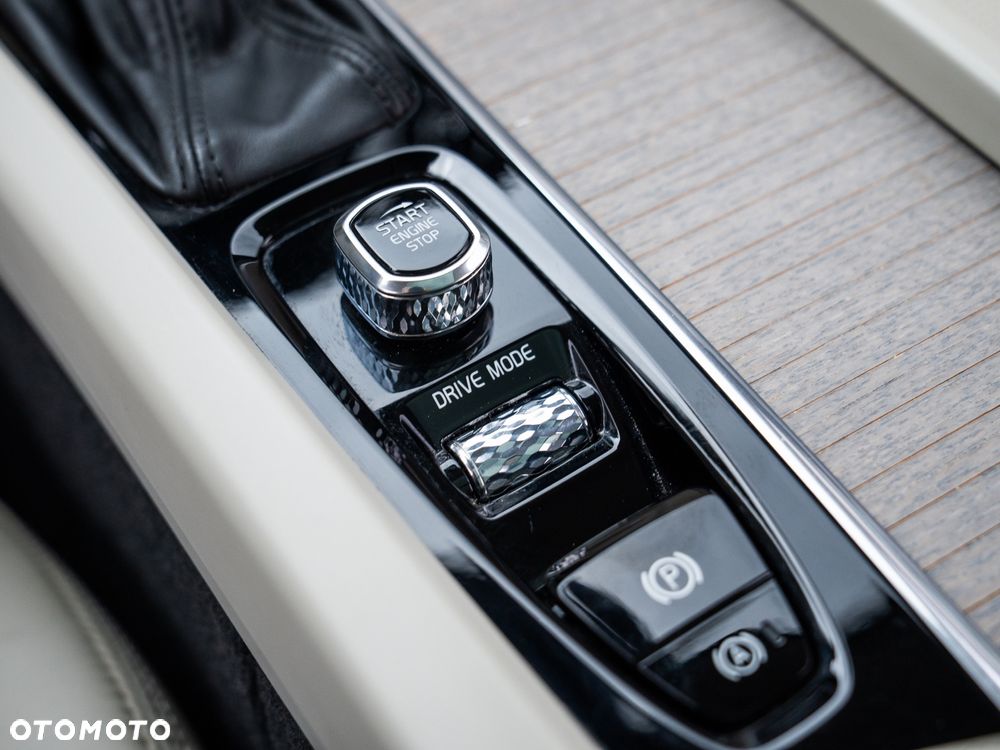 Volvo XC 60 D4 Geartronic Linje Inscription - 36