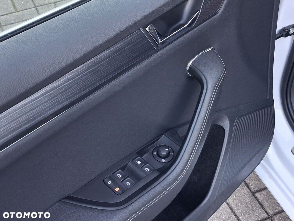 Skoda Superb 2.0 TSI Style DSG - 15