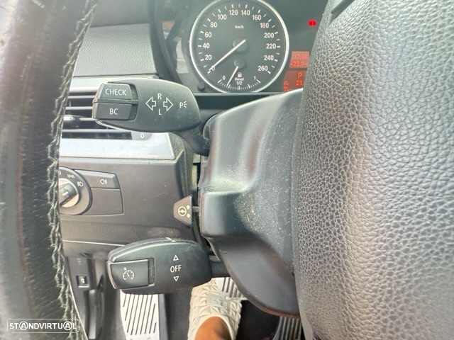 BMW 530 dA Touring - 13
