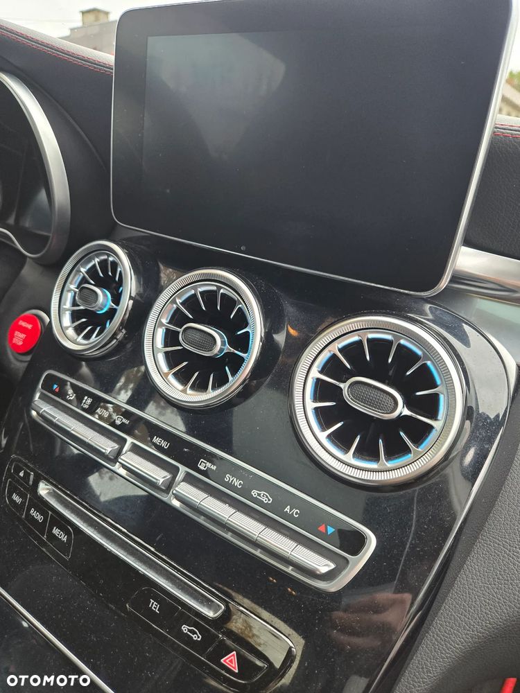 Mercedes-Benz Klasa C AMG 43 Coupe 4Matic 9G-TRONIC - 16