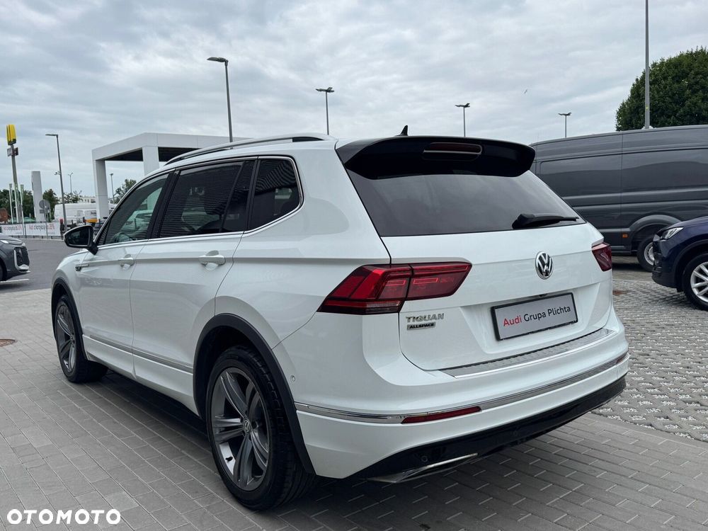 Volkswagen Tiguan Allspace - 11