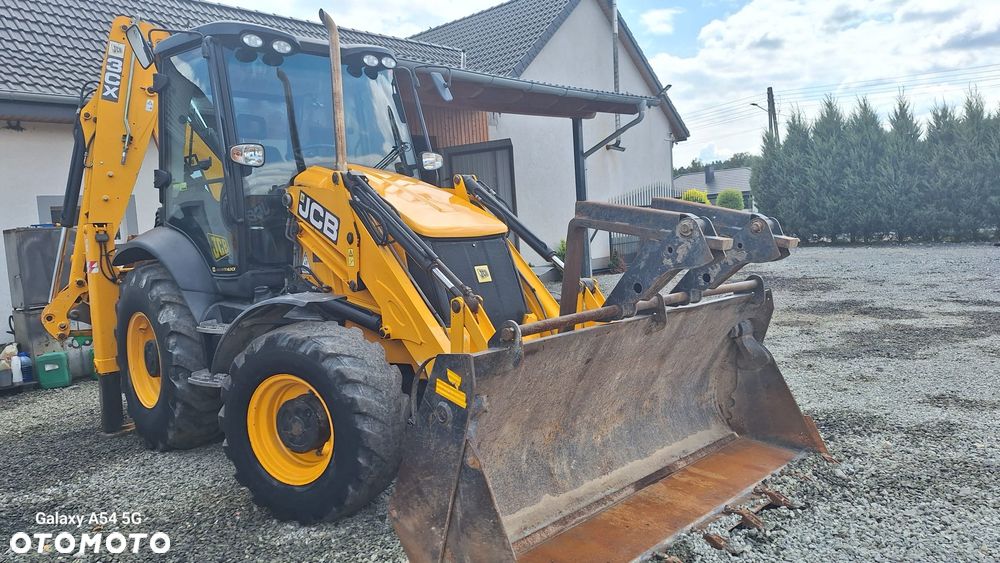JCB 3CX - 4