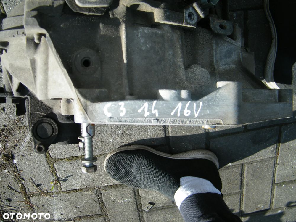 Skrzynia biegów Półautomat 20CP56 Citroen C2 C3 C4 Peugeot 206 207 306 307 308 1.4 1.6 16V - 6