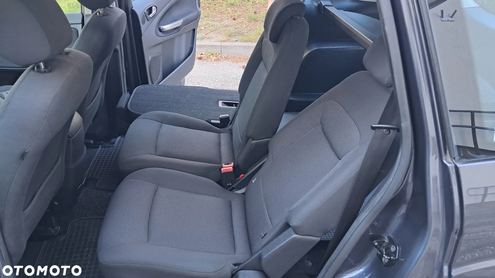 Ford S-Max 2.0 Titanium - 23