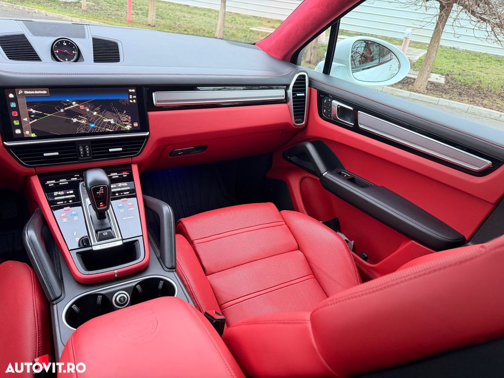 Porsche Cayenne Tiptronic S Platinum Edition - 31