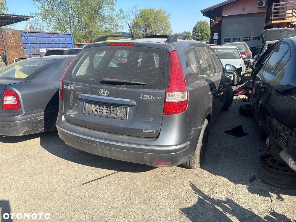ZDERZAK PRZEDNI PRZÓD HYUNDAI I30 CW 2009R LAKIER 9A - 2
