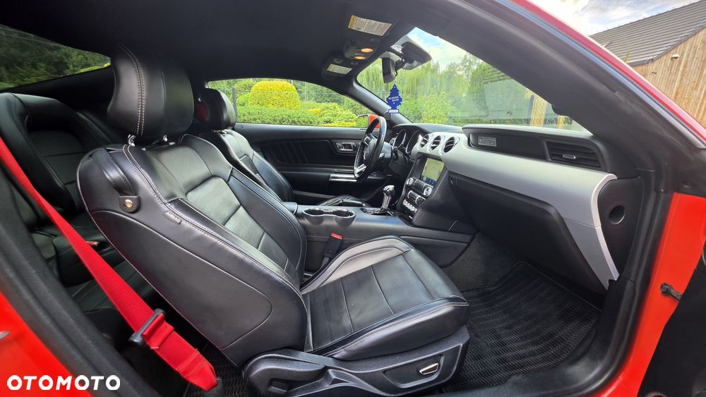 Ford Mustang 5.0 V8 GT - 13