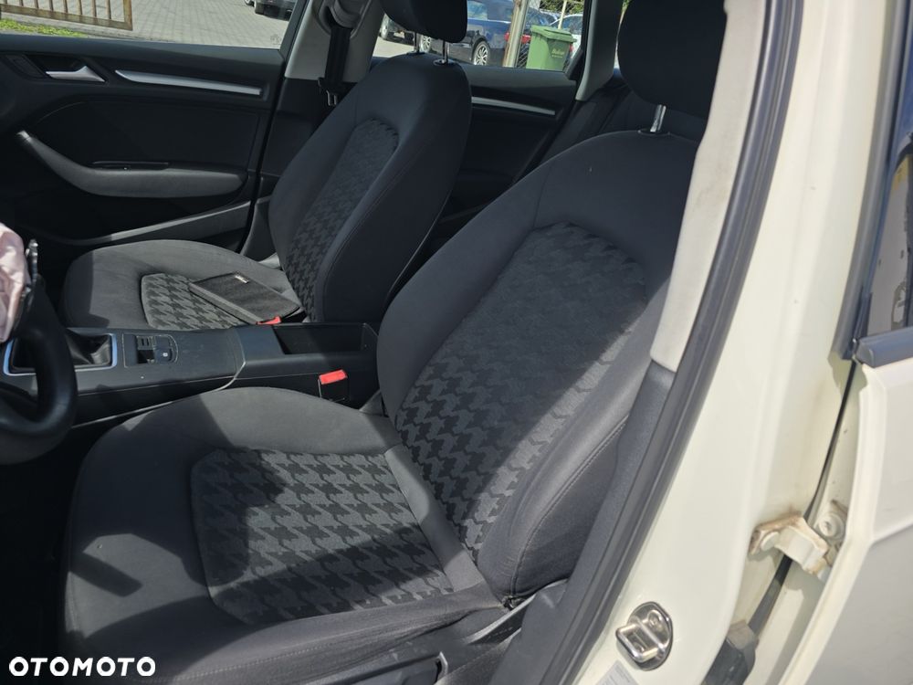 Audi A3 Sportback 1.2 TFSI Attraction - 20