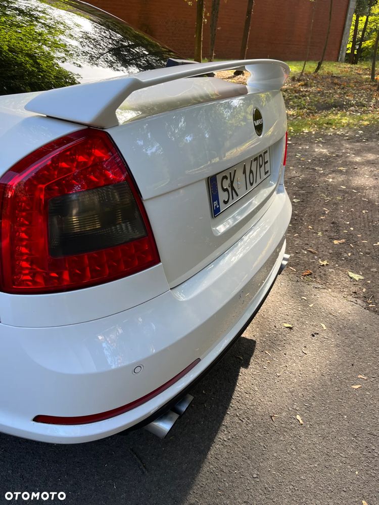 Skoda Octavia 2.0 TFSI RS DSG - 9