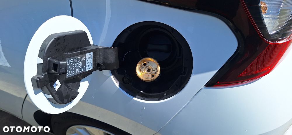 Nissan Micra 1.0 IG-T Acenta - 10