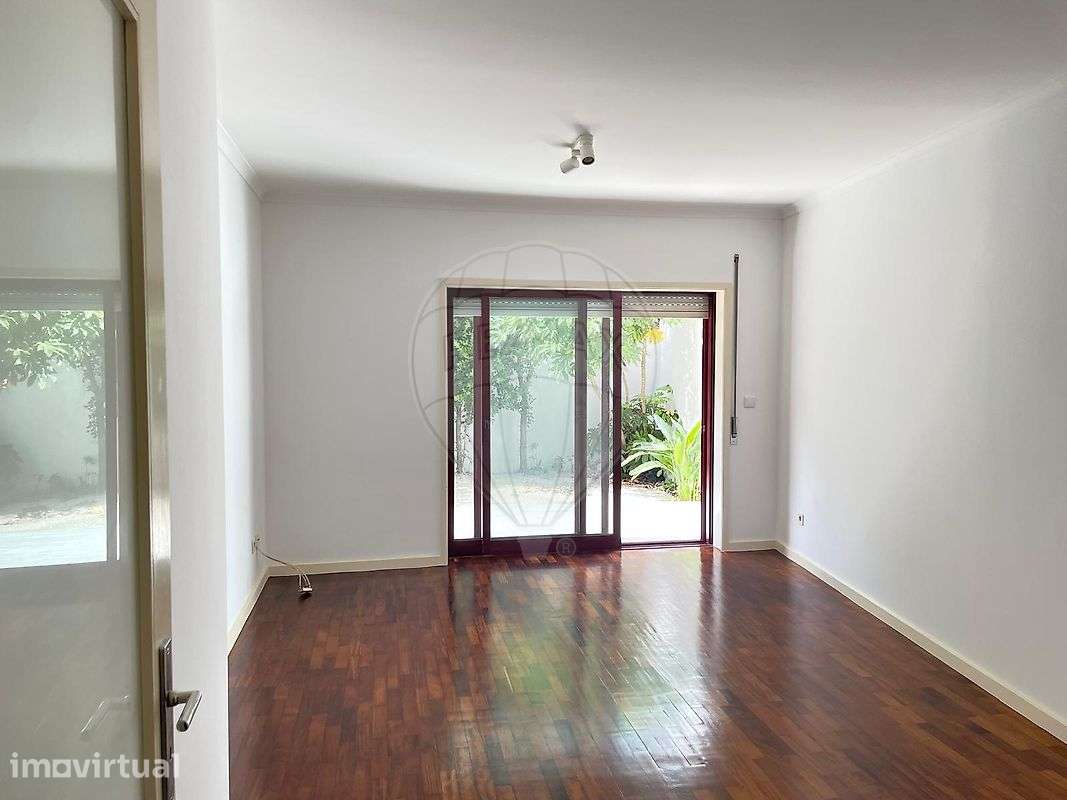 Apartamento T1 para arrendamento - Grande imagem: 2/18