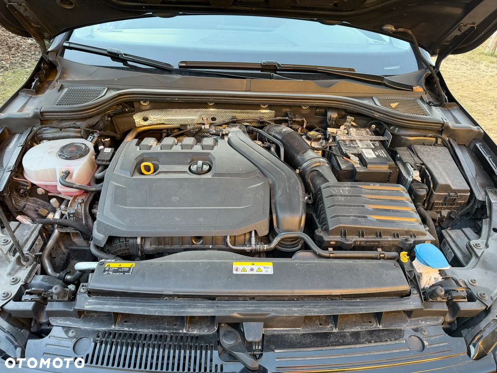 Volkswagen Golf 1.5 eTSI OPF DSG Life - 39