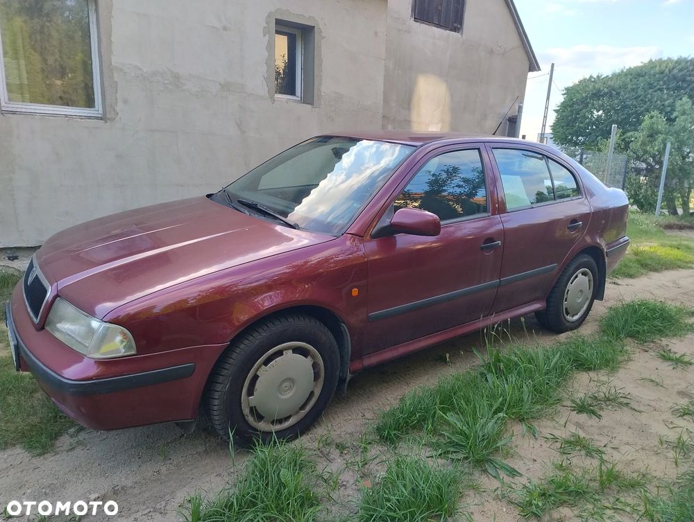 Skoda Octavia 1.6 Classic - 4