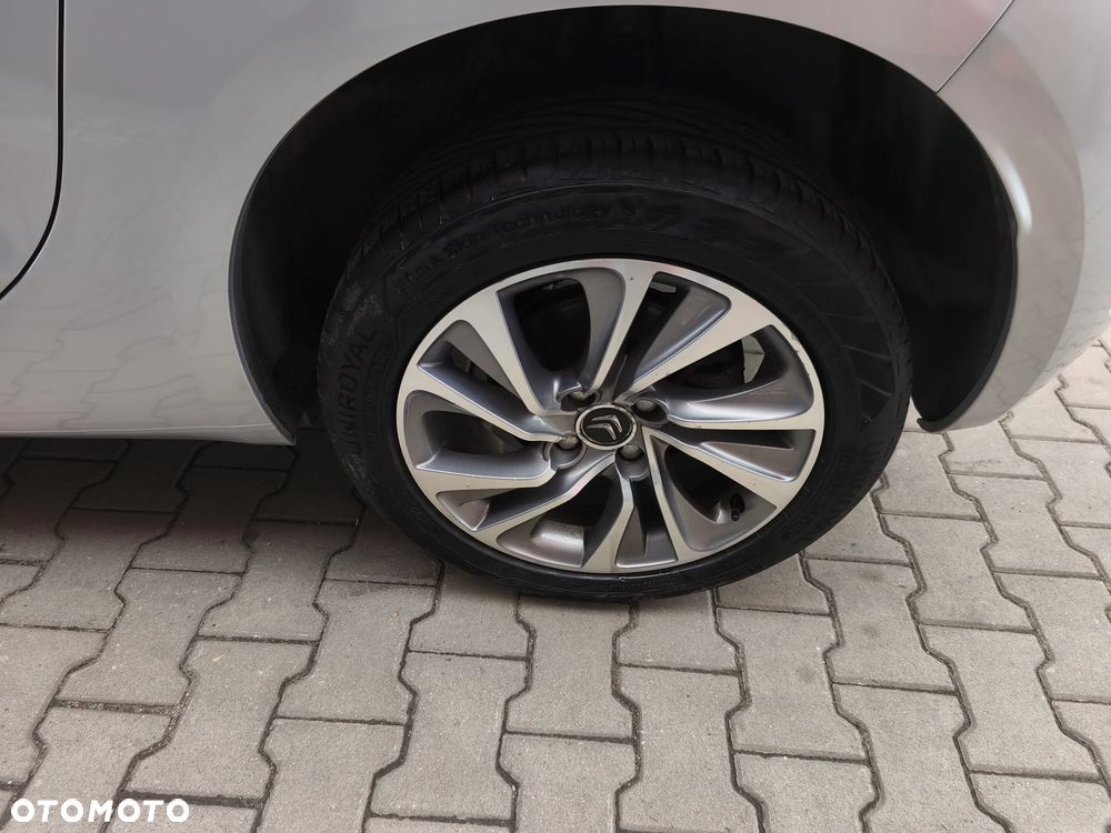 Citroën DS4 1.2 PureTech Be Chic S&S - 22
