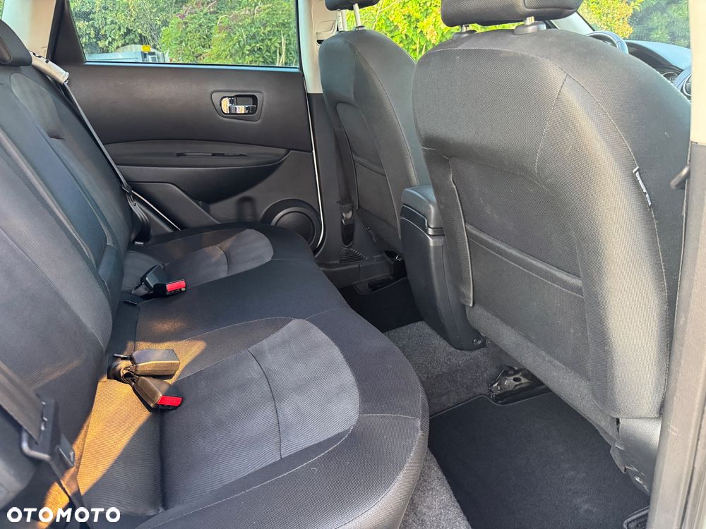 Nissan Qashqai 1.5 dCi N-Connecta - 9