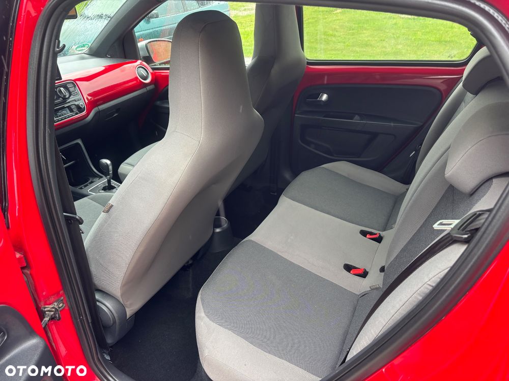 Volkswagen up! ASG cross - 17