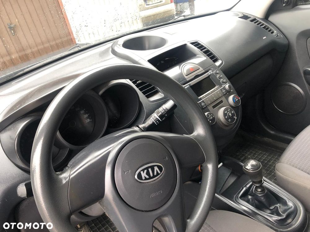 Kia Soul 1.6 CVVT - 10