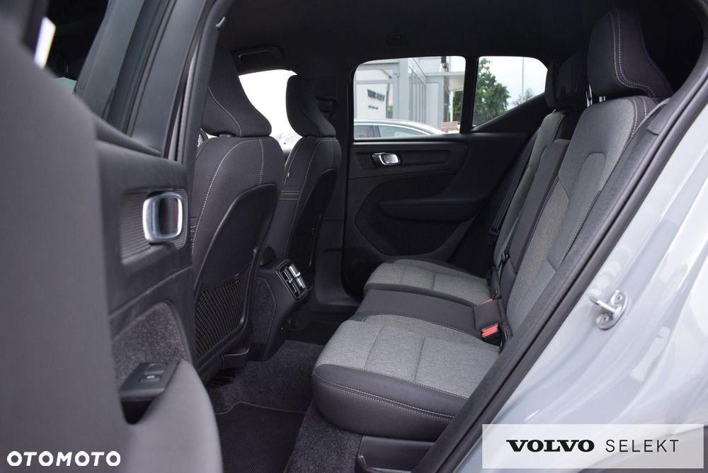 Volvo XC 40 - 22