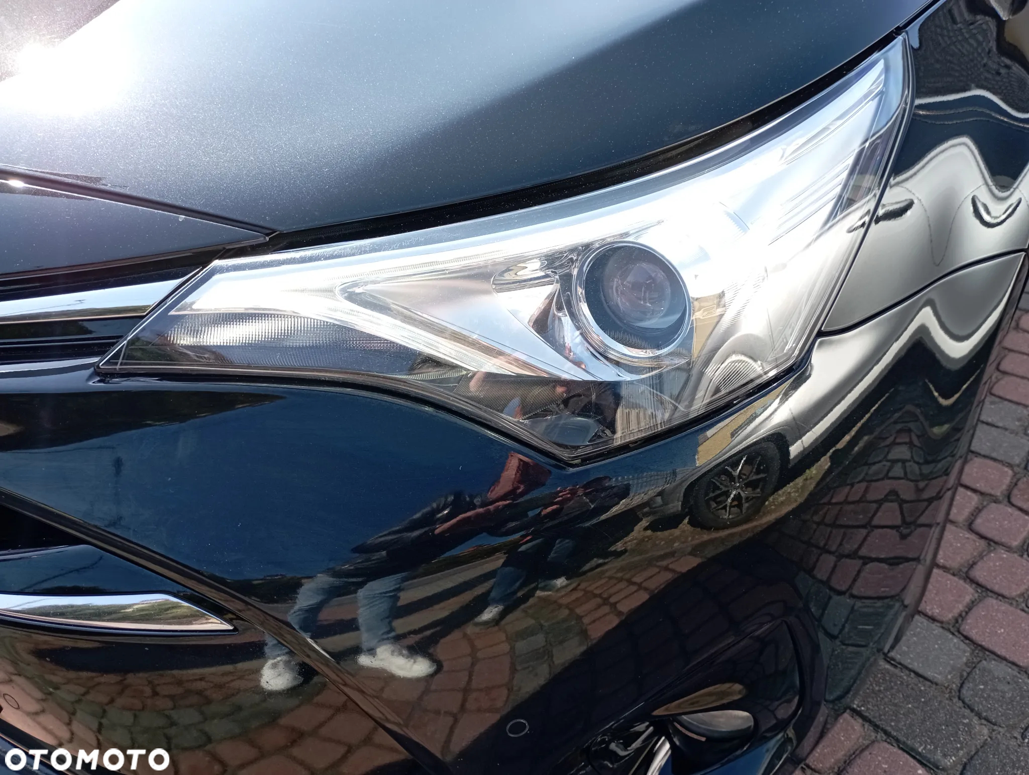 Toyota Avensis 2.0 Prestige MS - 24