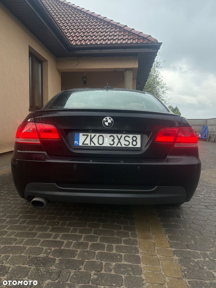 BMW Seria 3 320i M Sport Edition - 6