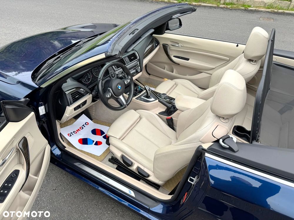 BMW Seria 2 220i Luxury Line sport - 9