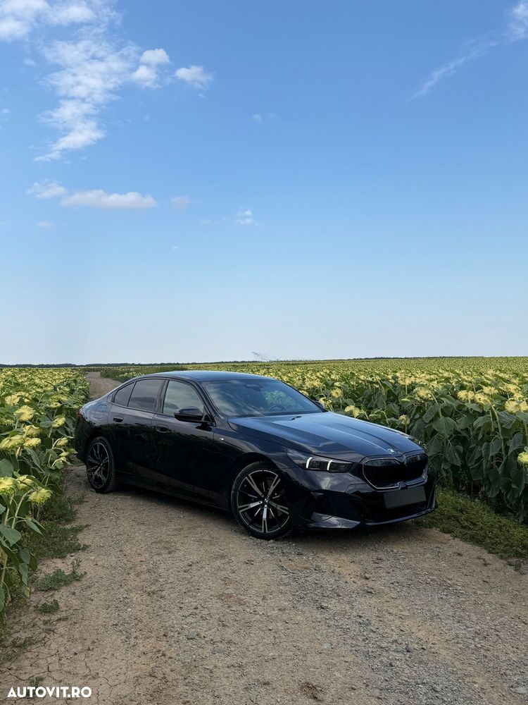 BMW Seria 5 520i AT MHEV - 14