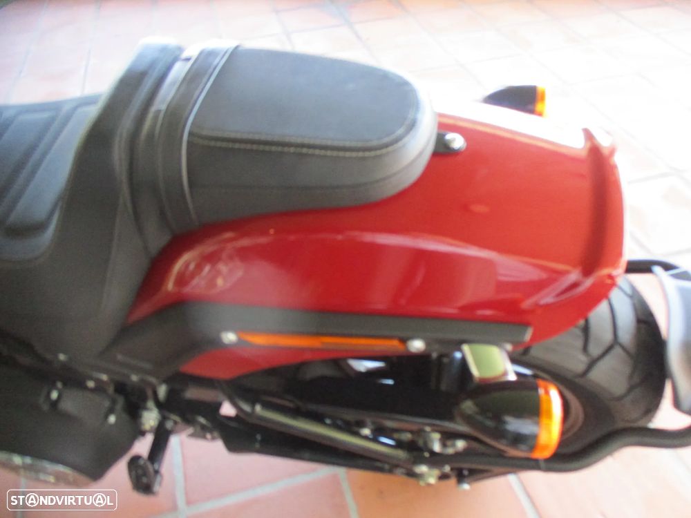 Harley-Davidson Softail 114 FAT BOB - 14