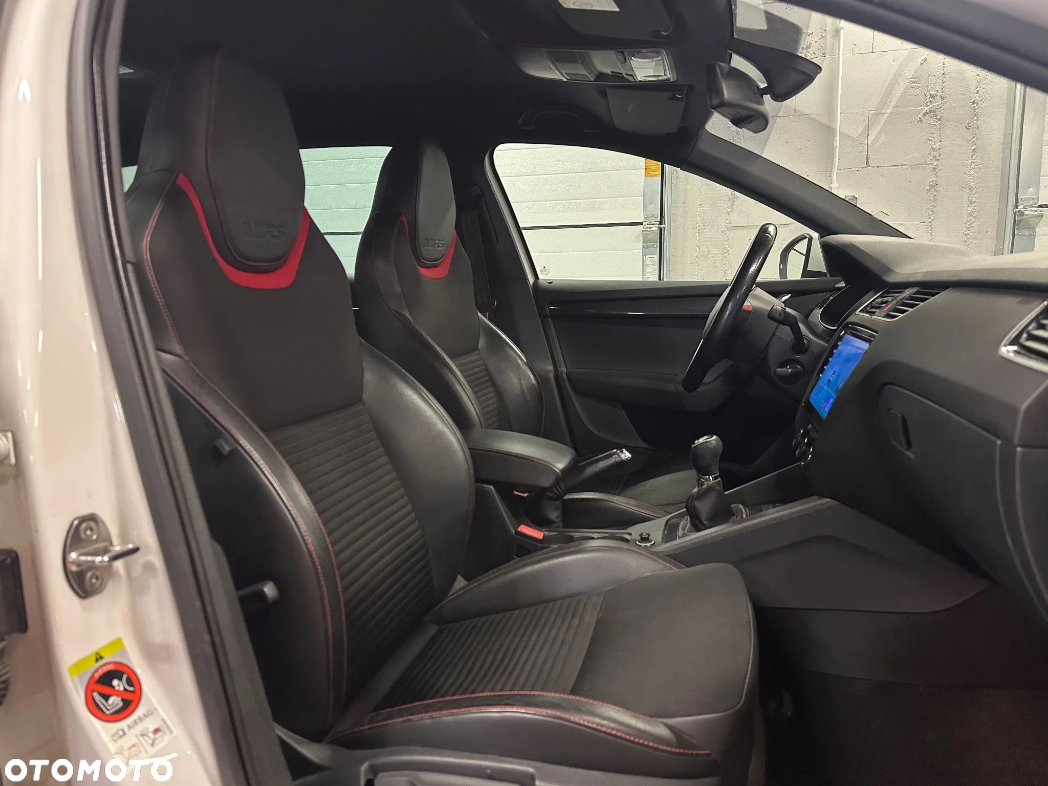 Skoda Octavia Combi 2.0 TDI RS - 19