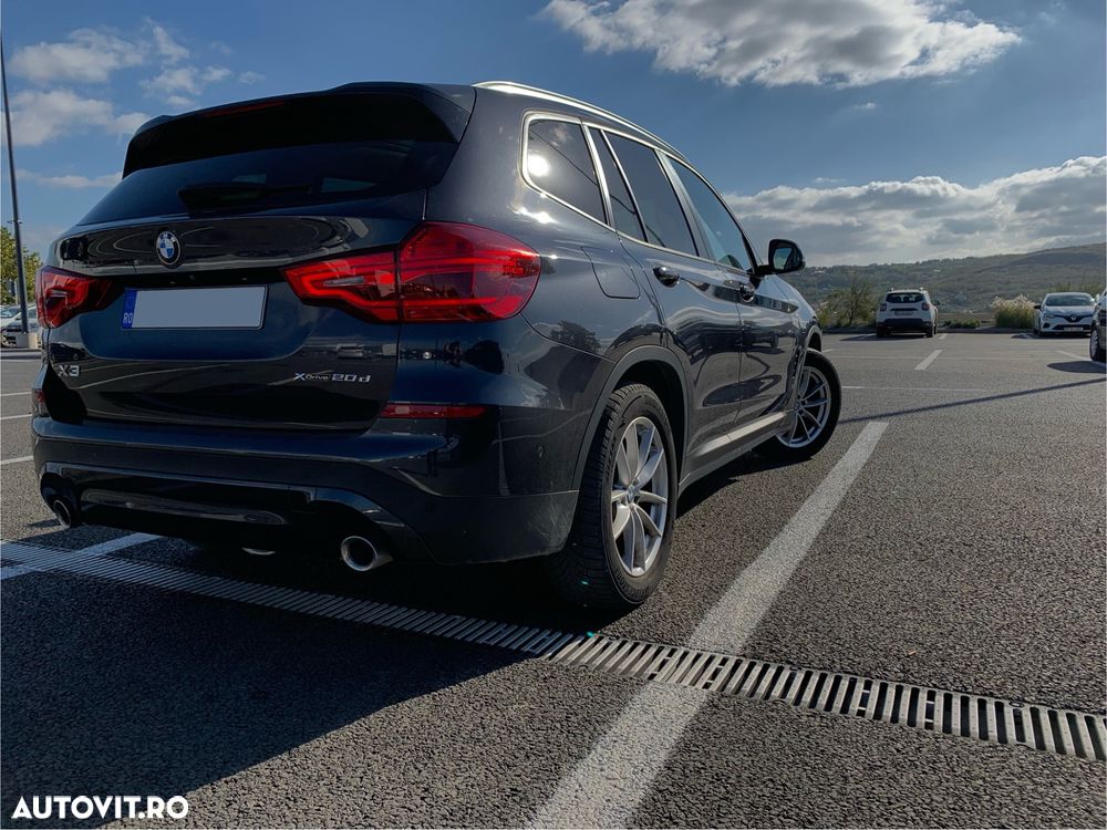 BMW X3 xDrive20d AT Advantage - 7