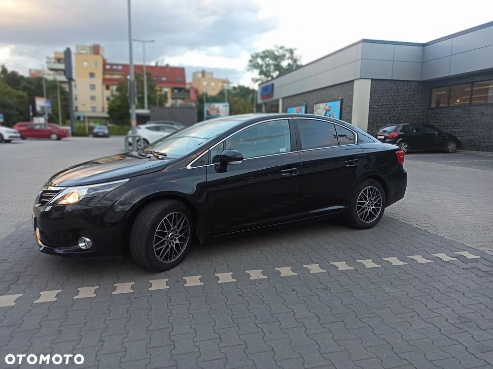 Toyota Avensis 1.8 Active - 5
