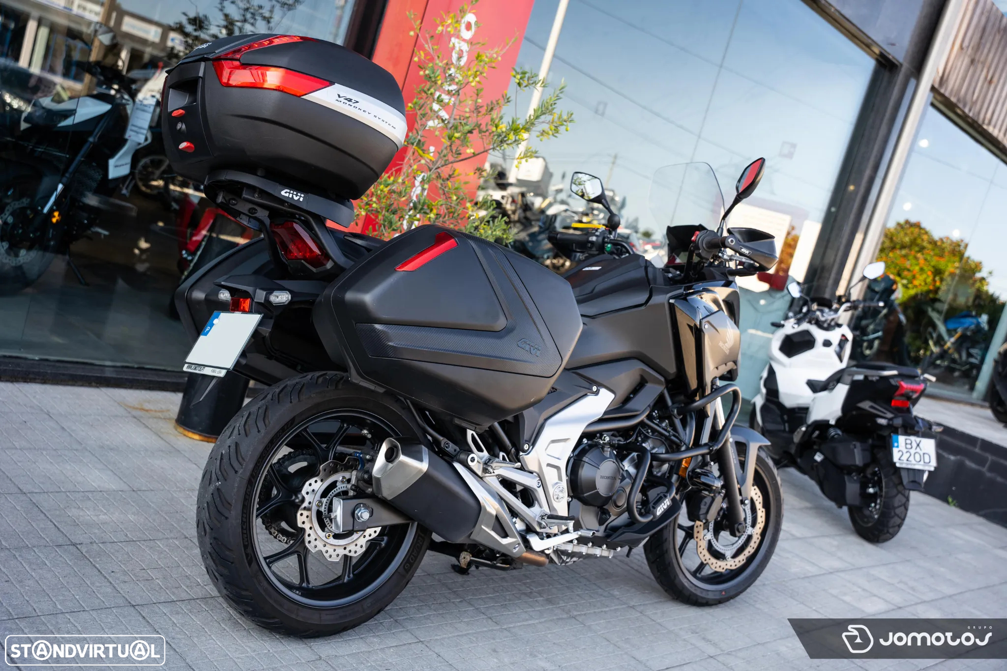 Honda NC750X - 5