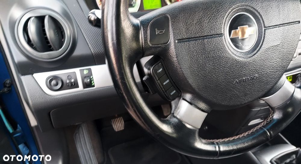 Chevrolet Aveo 1.4 16V LS - 39