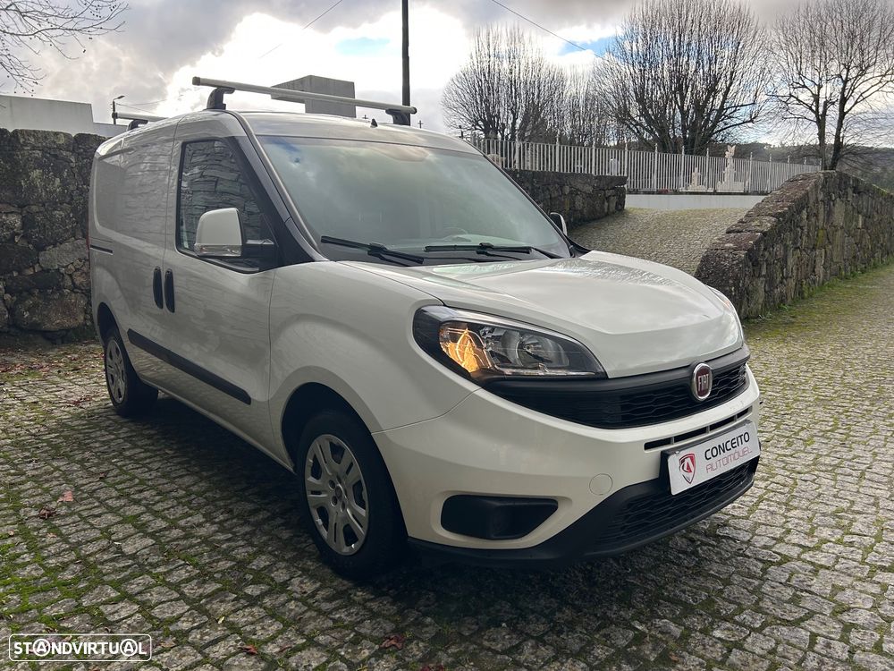 Fiat Doblo 1.6 Diesel 3 lugares Iva Dedutivel - 4