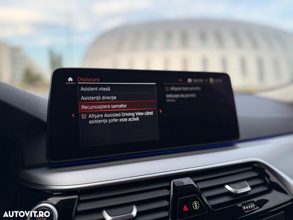 BMW Seria 5 520d xDrive AT MHEV - 23
