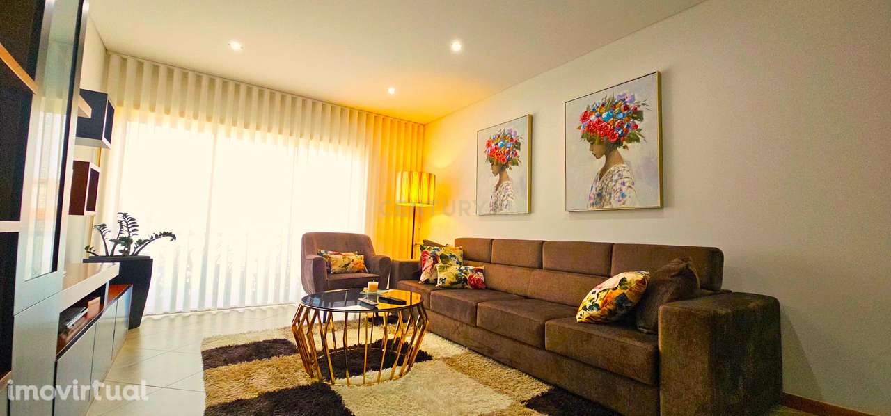 Apartamento com Três Quartos em Barqueiros, como Novo - Grande imagem: 5/41