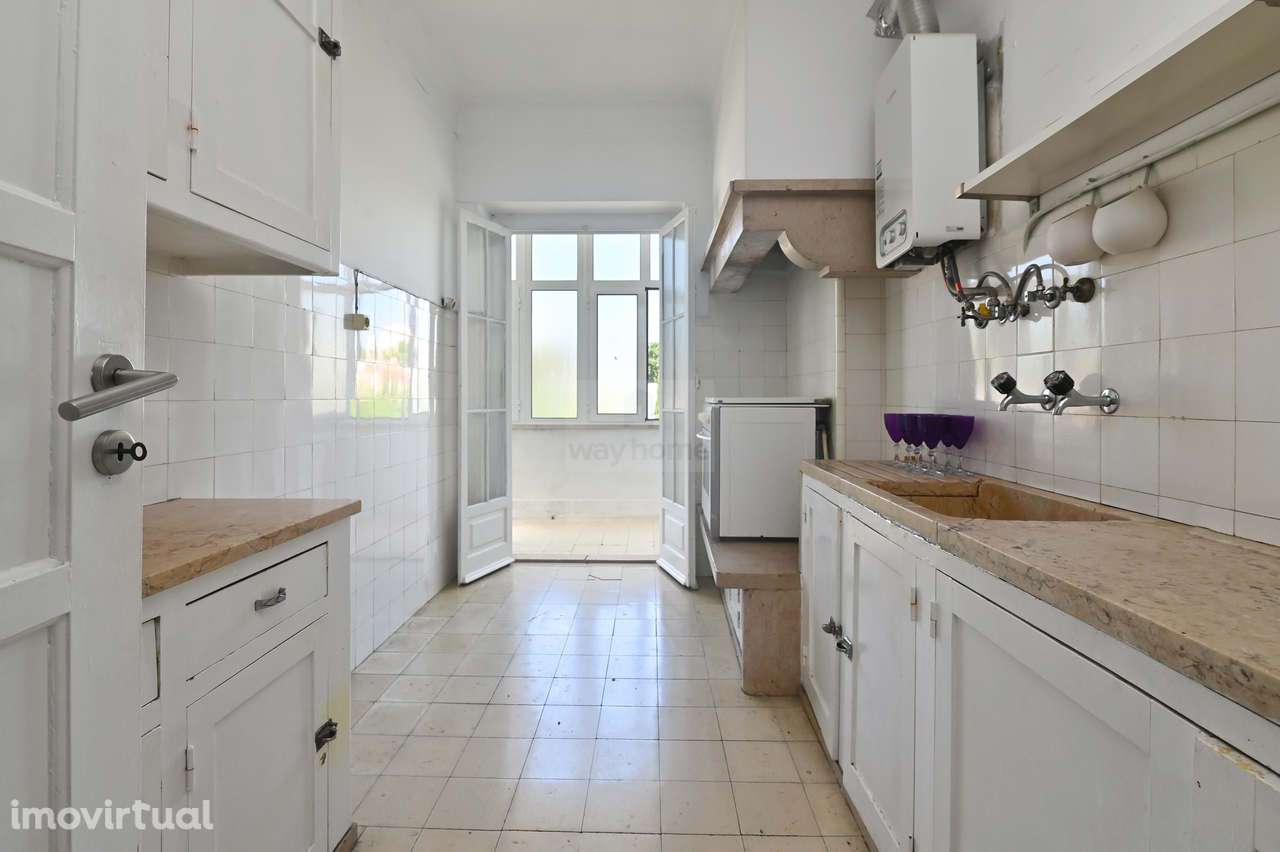 Apartamento T2 | Para remodelação | Alvalade - Grande imagem: 2/25