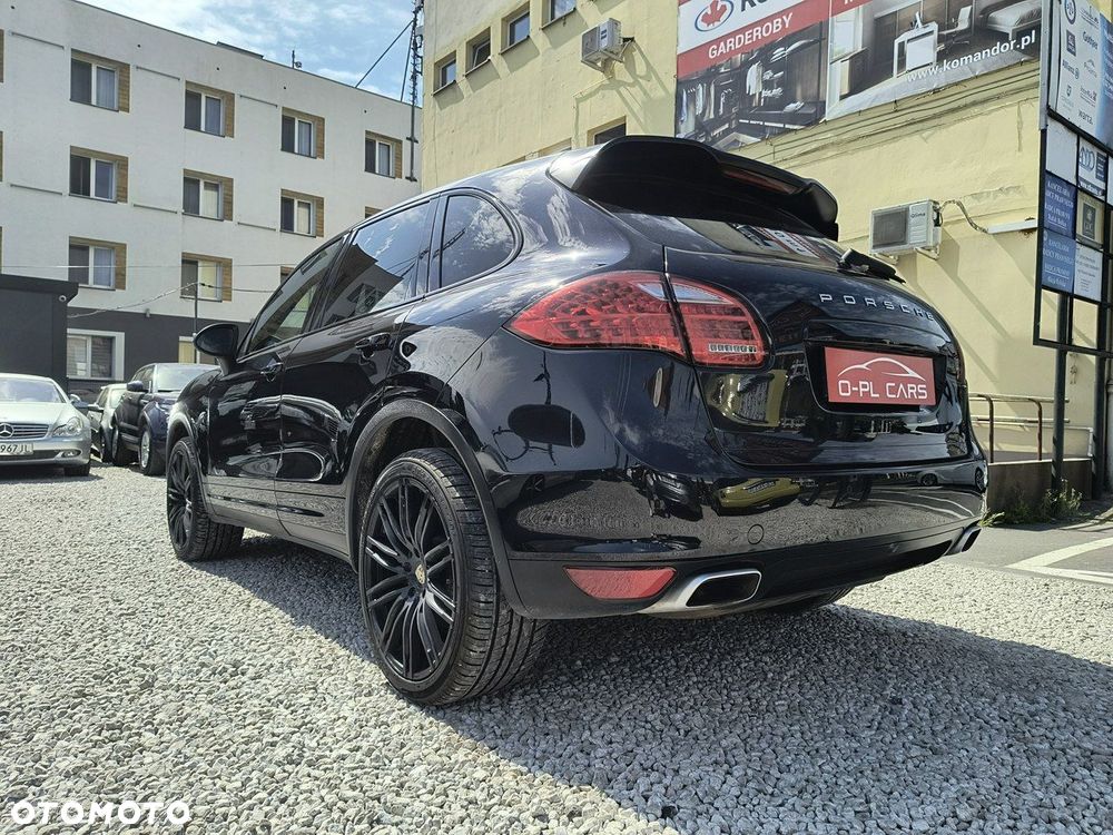 Porsche Cayenne - 32