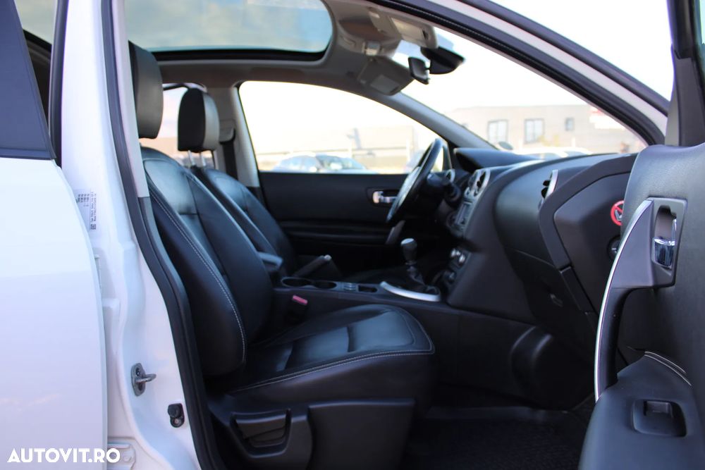 Nissan Qashqai 1.5 DCI TEKNA - 11