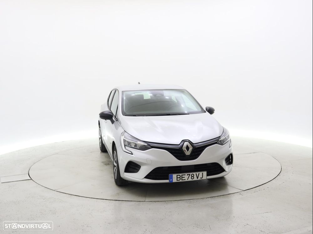 Renault Clio - 11