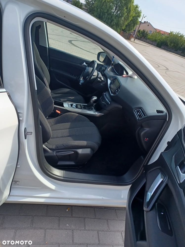 Peugeot 508 ver-1-6-bluehdi-active-s-s - 11