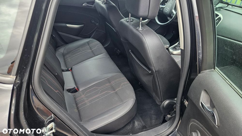 Opel Astra 1.4 T Cosmo EU6 - 9