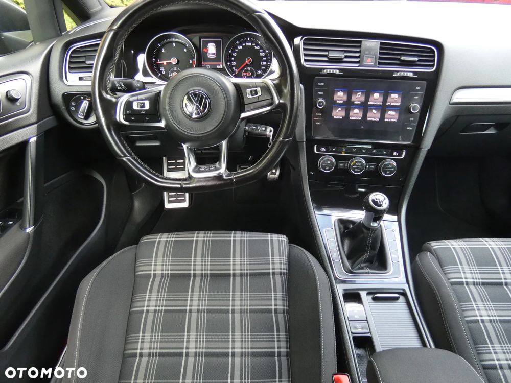 Volkswagen Golf ver-vii-2-0-tdi-bmt-gtd - 26